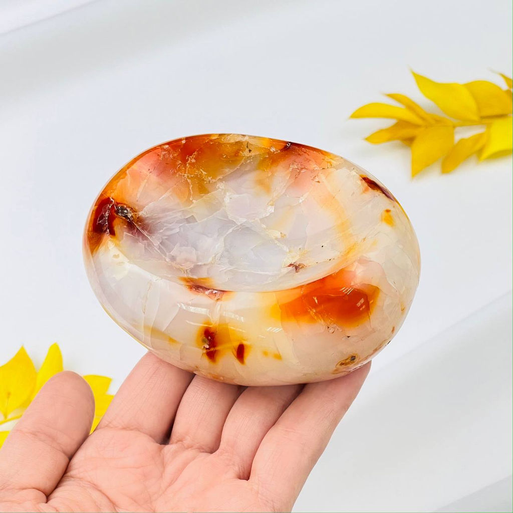 Чаша из Сердолика