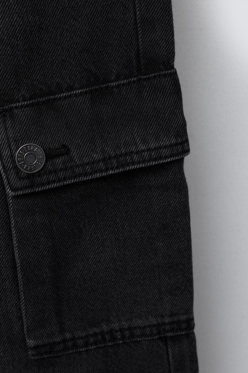 DENIM CARGO TROUSERS - Zara фото 4
