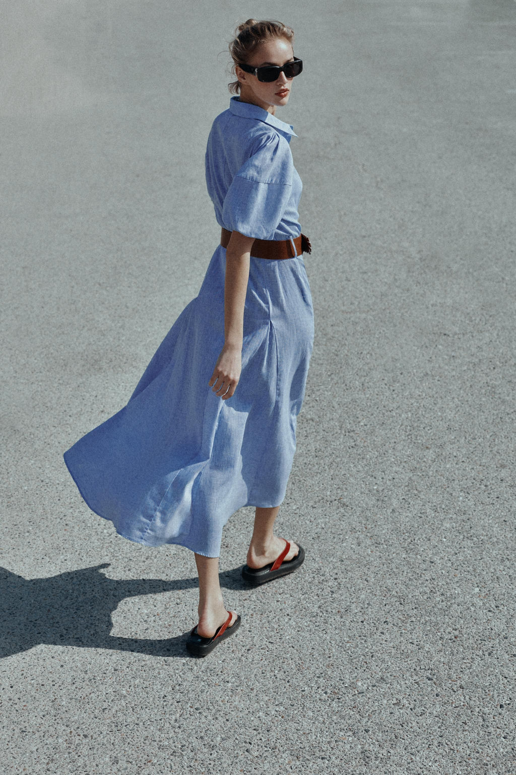 VESTIDO MIDI CON LINO CINTUR?N / Azul - Zara фото 5