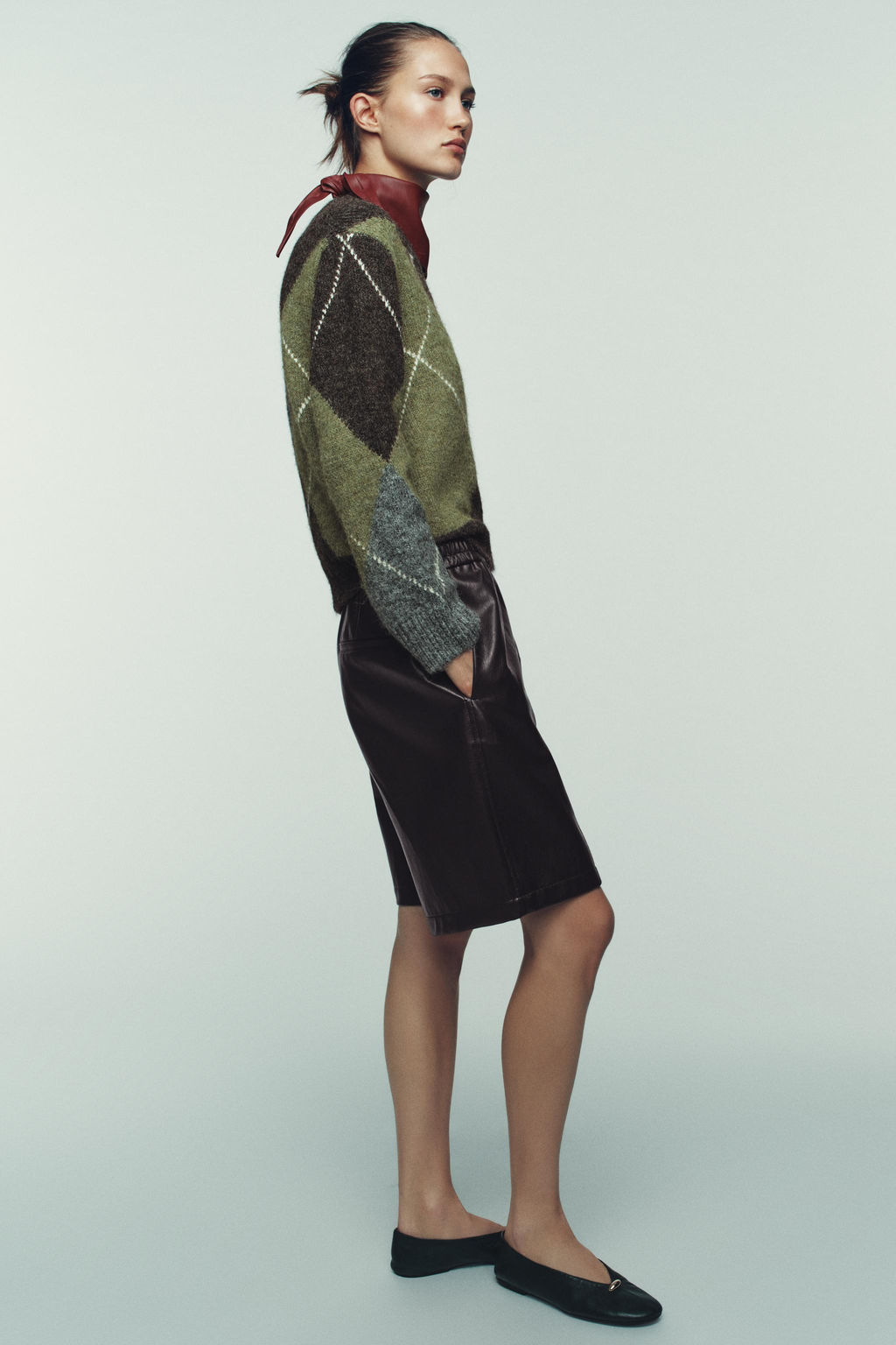FAUX LEATHER BERMUDA SHORTS - Zara фото 4