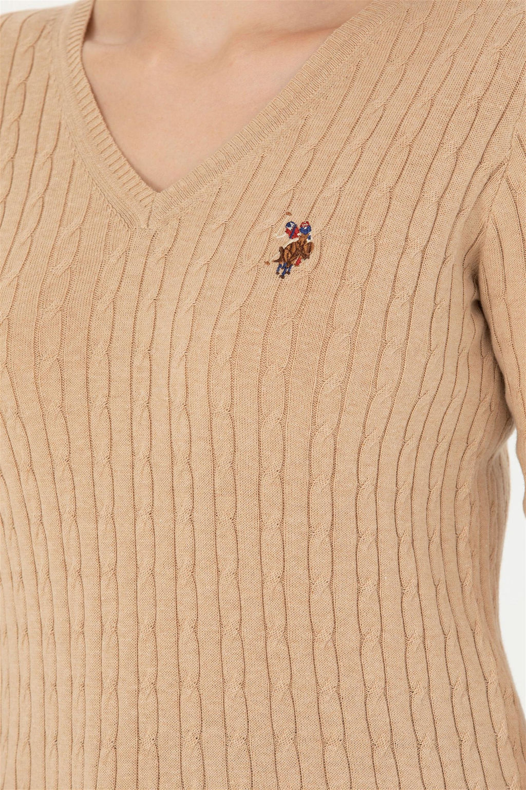 Женский базовый свитер песочного цвета с v-образным вырезом Неожиданная скидка в корзине - U.s. polo assn фото 7