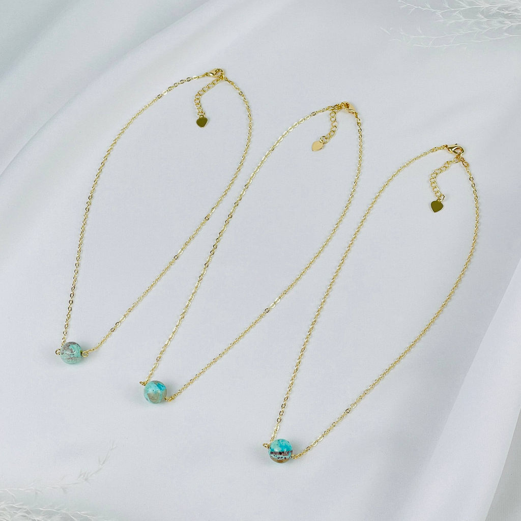 Кулон на цепочке из Хризоколлы