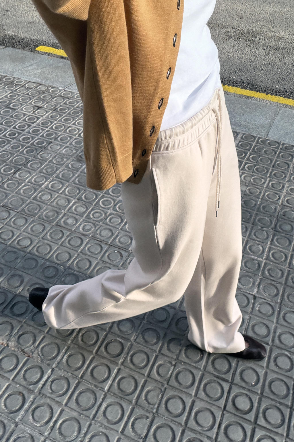 PANTAL?N INTERLOCK EFECTO LAVADO / Crudo - Zara фото 3