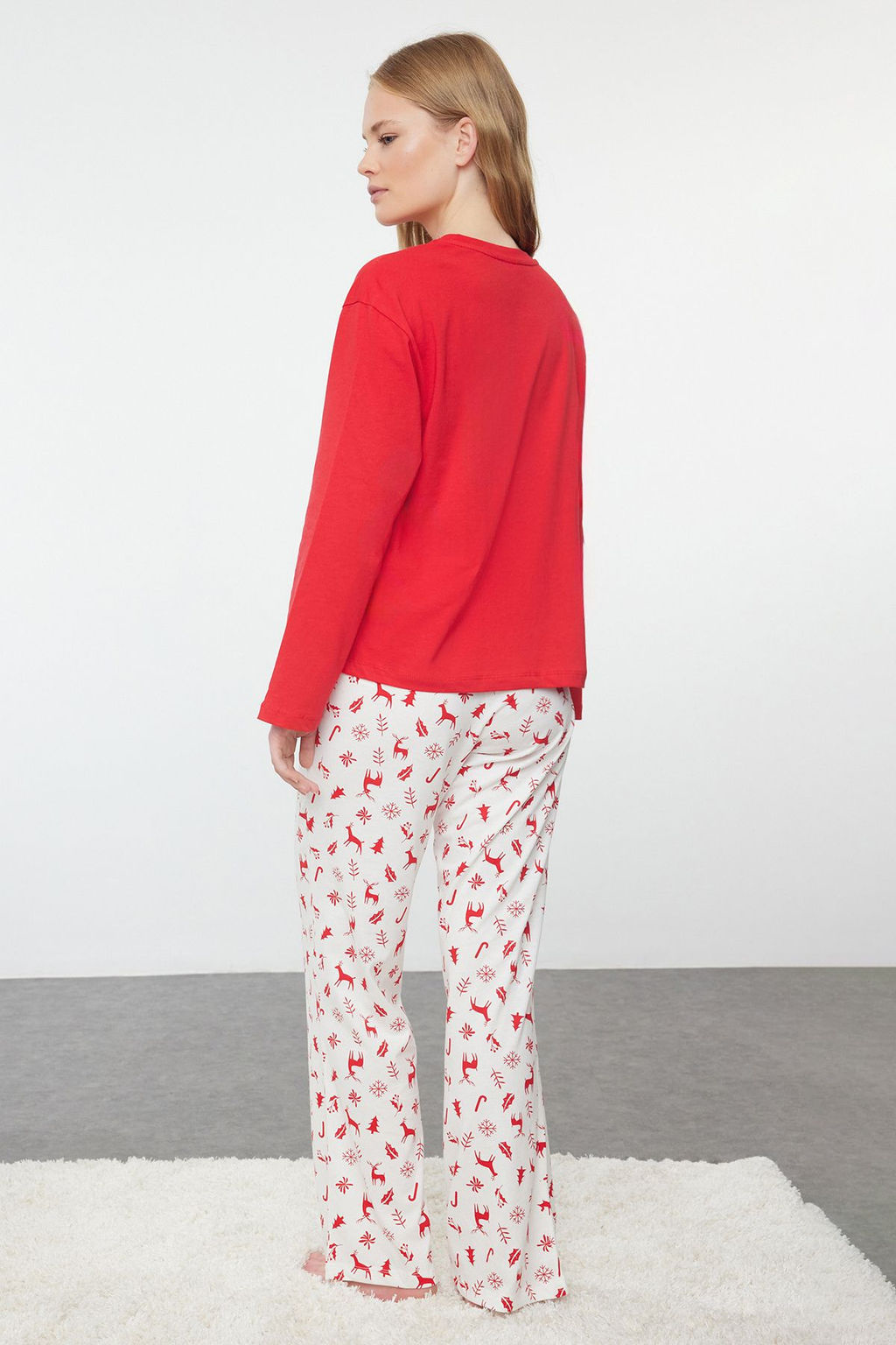 K?rm?z? %100 Pamuklu Y?lbas? Temal? Orme Pijama Tak?m? THMAW25PT00117