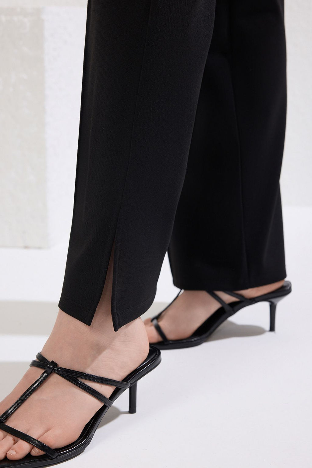 TRENDYOLMILLA Gri Nervur Detayl? Wideleg/Genis Kesim Pantolon TWOSS25PL00073 фото 9