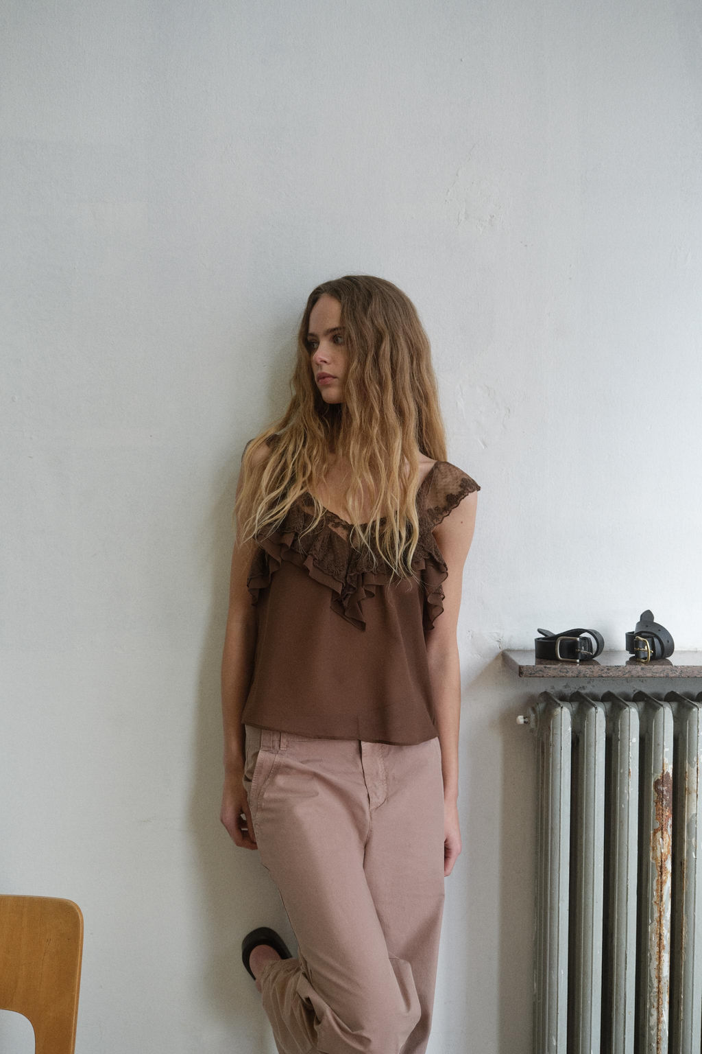 TOP BORDADOS VOLANTES / Marr?n - Zara фото 2