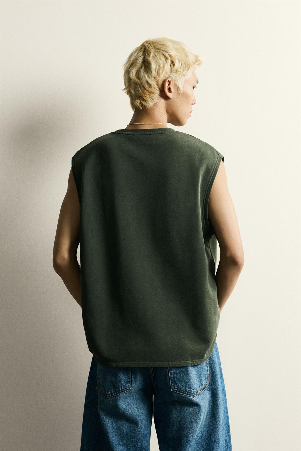 SUDADERA TANK RELAXED FIT TEXTO BORDADO / Verde oscuro - Zara фото 3