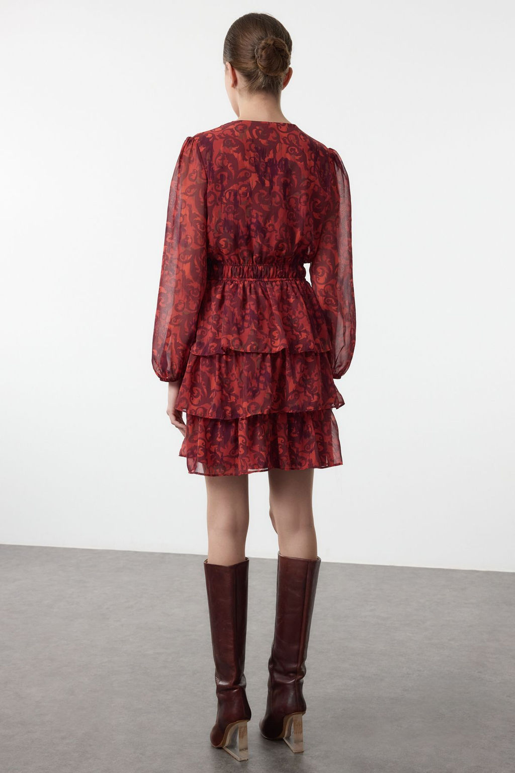 TRENDYOLMILLA Mavi Etnik Desen Skater/Belden Ac?lan Etegi Volanl? Mini Sifon Astarl? Dokuma Elbise TWOAW25EL00271  фото 5