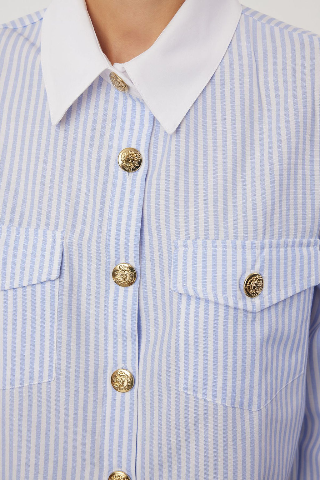 TRENDYOLMILLA Mavi Metal Dugme Detayl? Yaka ve Kol Detayl? Cizgili Regular Kal?p Dokuma Gomlek TWOAW25GO00023 фото 4