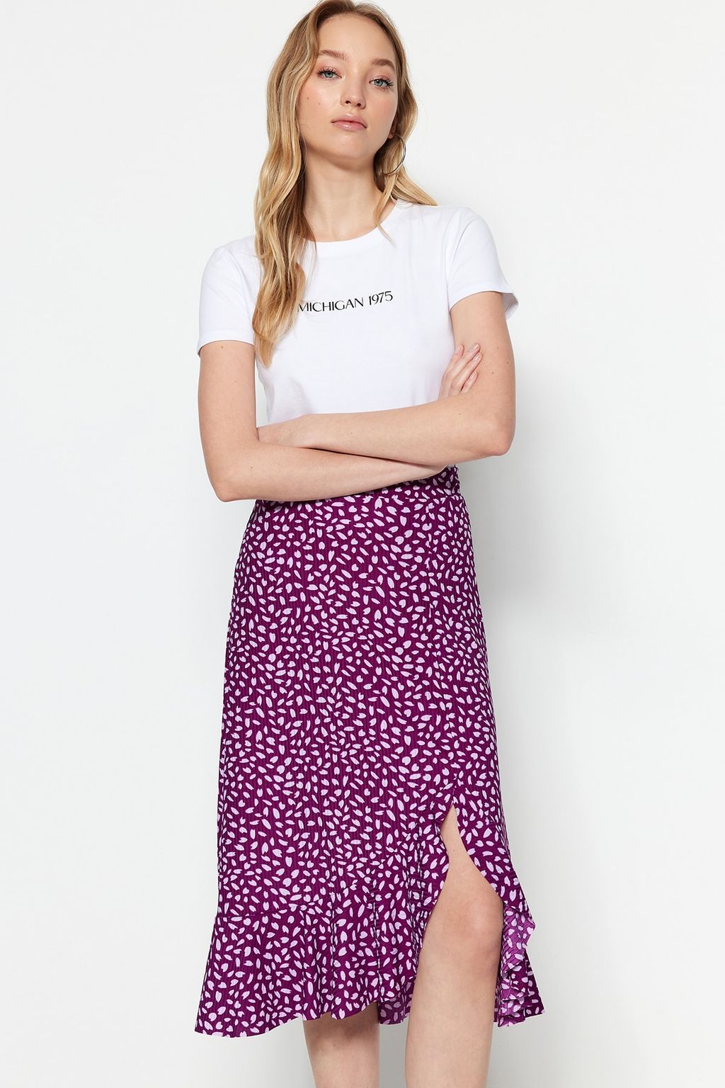 TRENDYOLMILLA K?rm?z? Bask?l? Buzgu Detayl? ve Volanl? Yuksek Bel Esnek Etek TWOSS21ET0029 фото 29