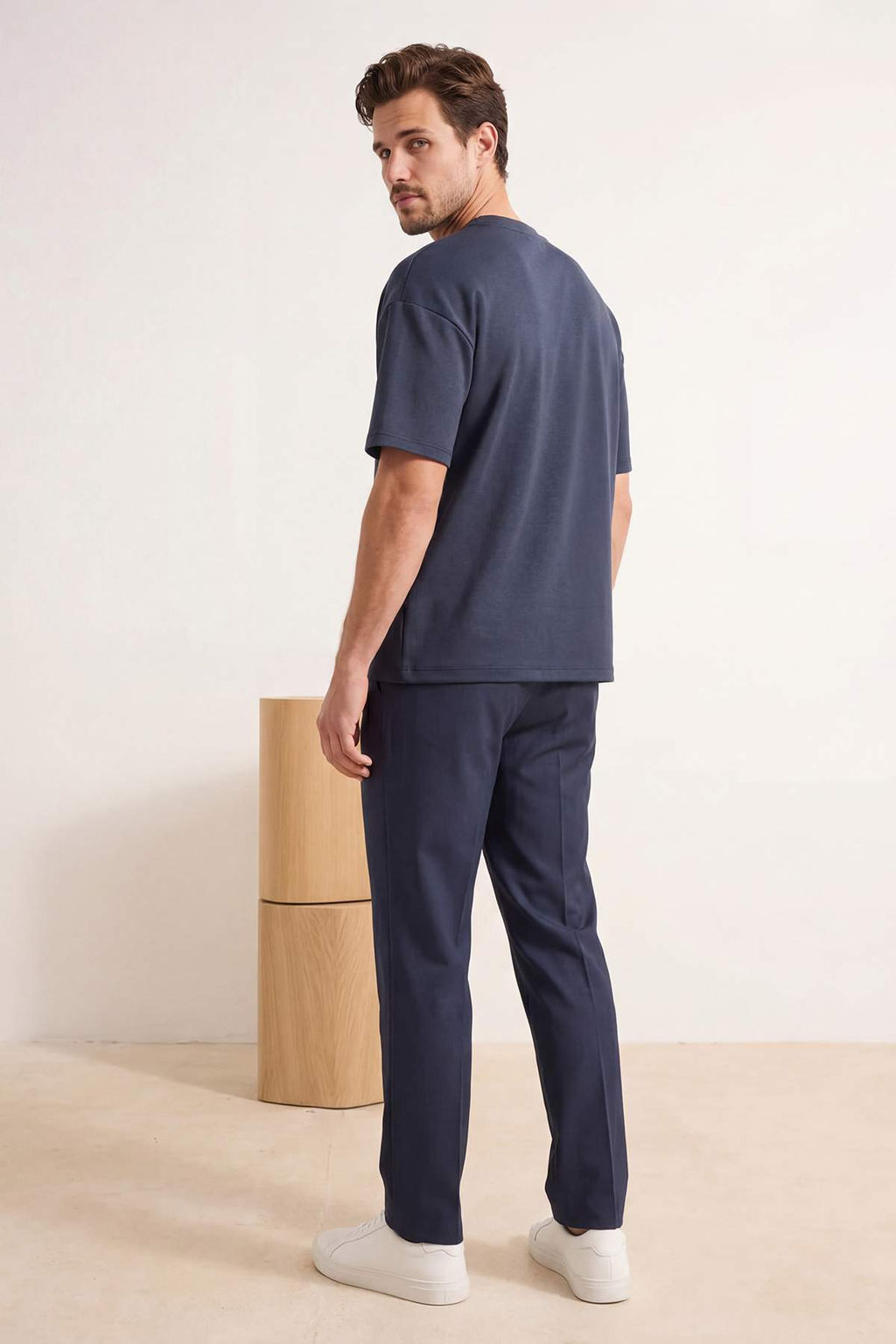 Indigo Oversize/Genis Kesim Yumusak Dokulu Basic T-Shirt TMNSS26TS00003 - Trendyolmilla фото 12