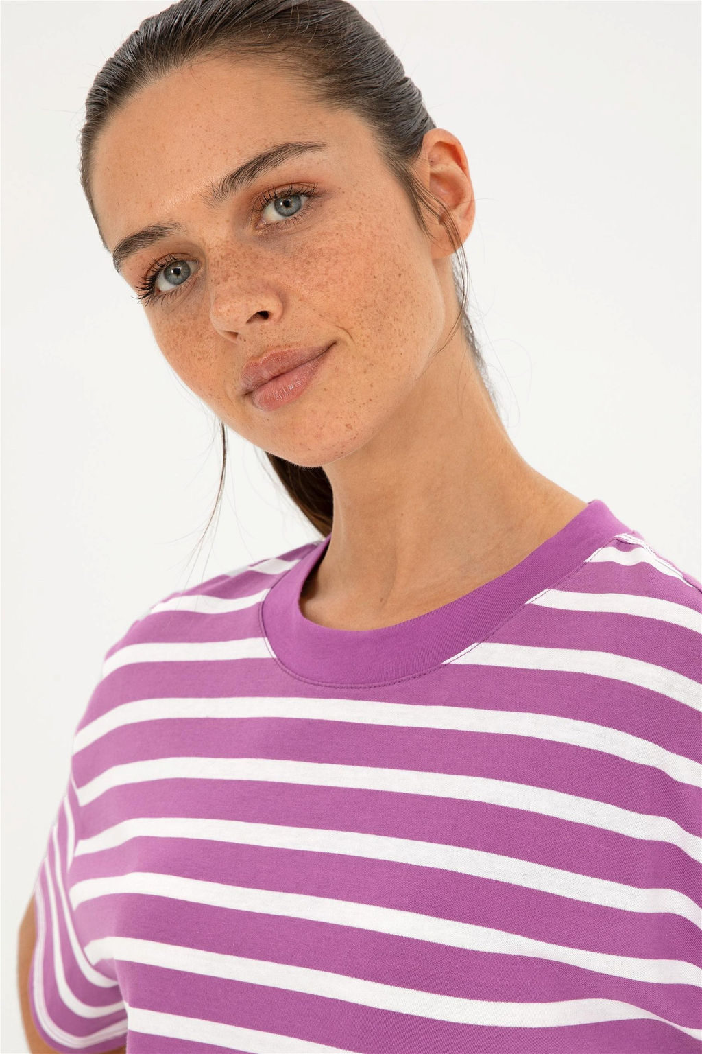U. S. Polo Assn / Женская фиолетовая футболка с круглым вырезом - U.s. polo assn фото 2
