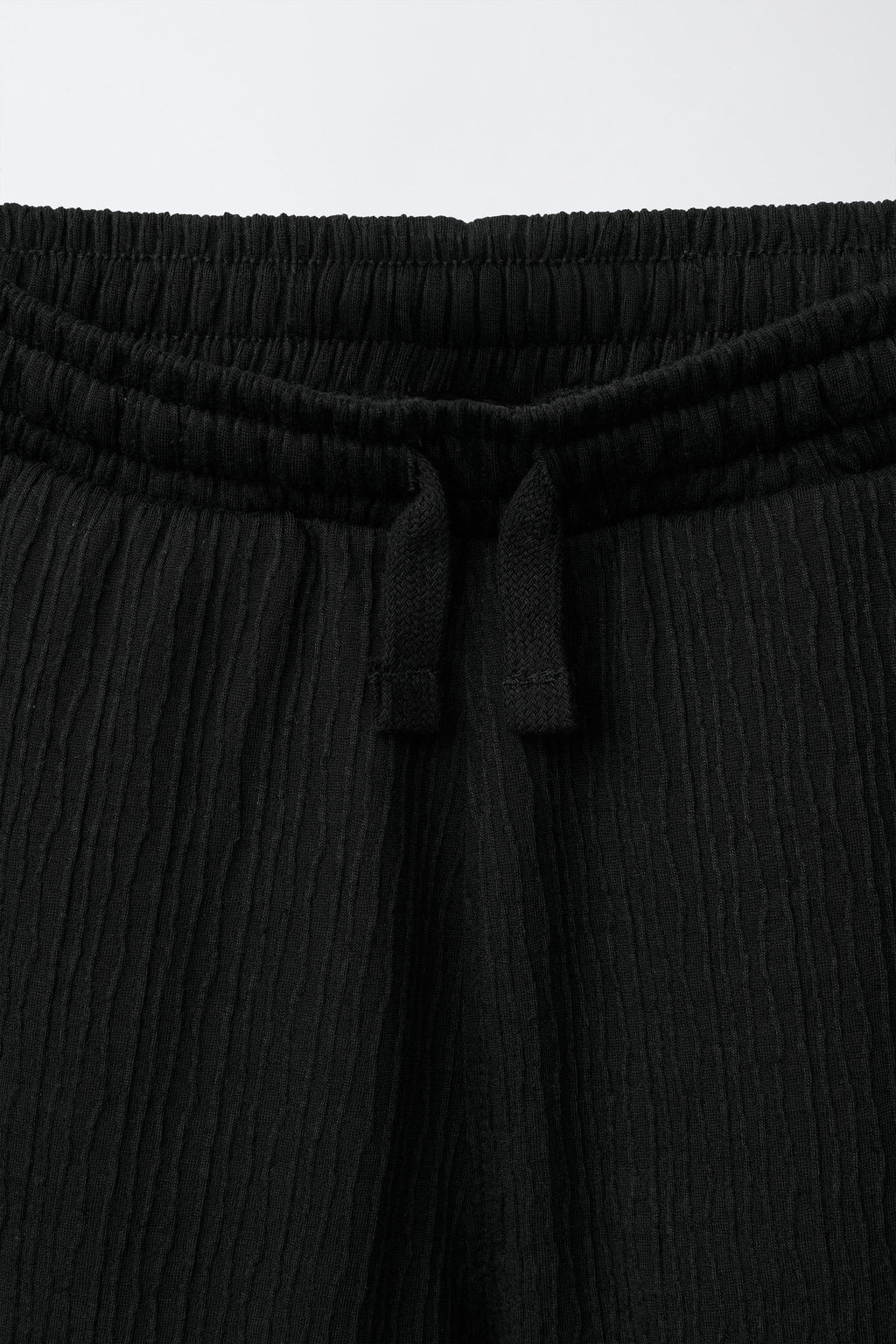 CONJUNTO CAMISA BOWLNG Y BERMUDA TEXTURA ETIQUETA / Negro - Zara фото 7