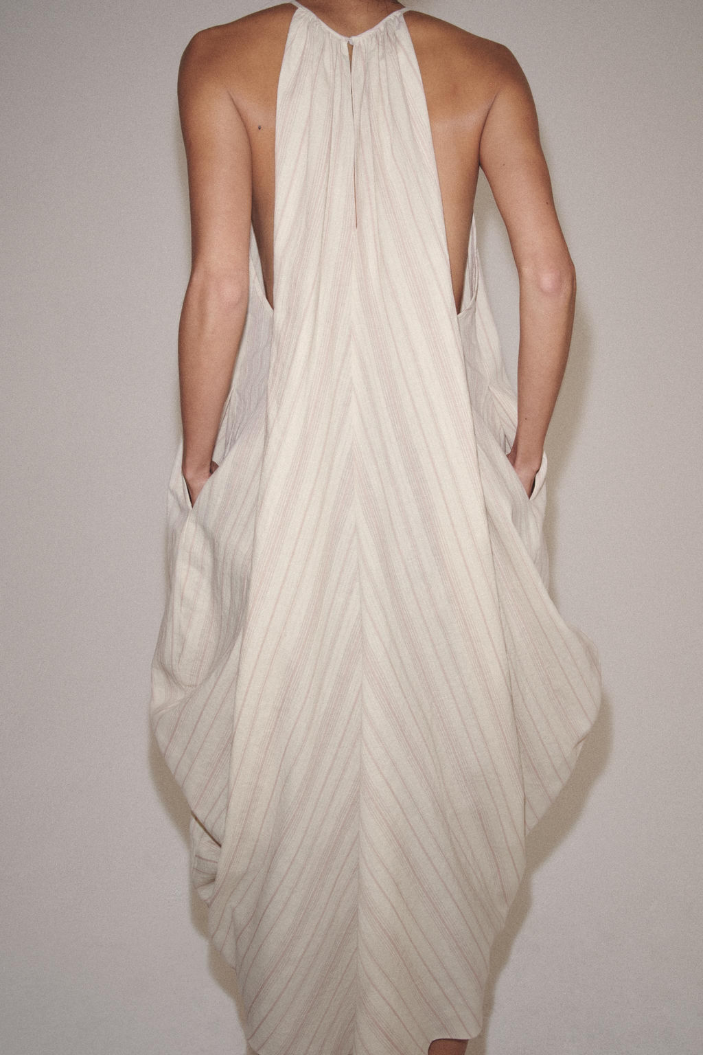 VESTIDO HALTER CON LINO ZW COLLECTION / rayas - Zara фото 8