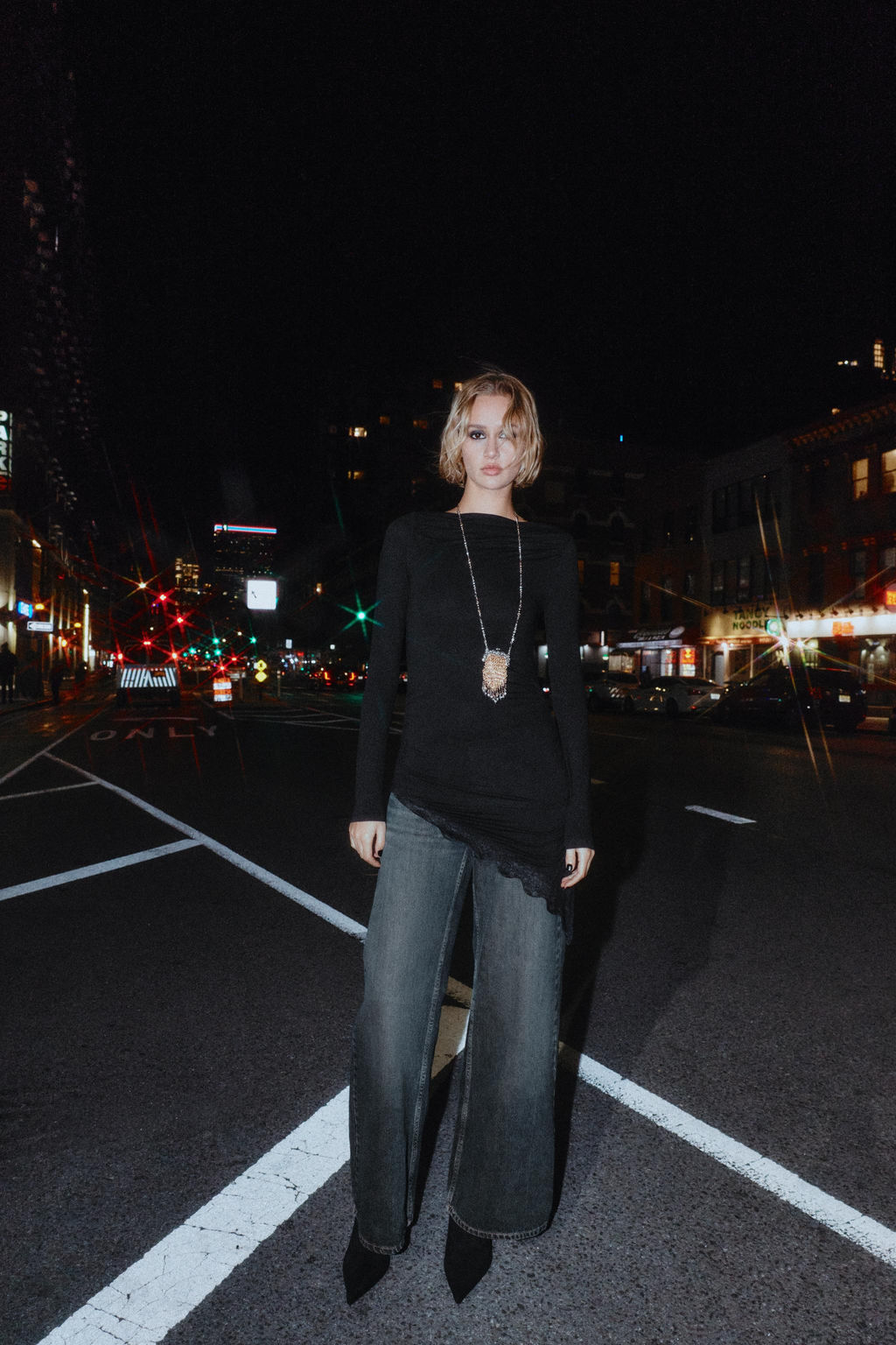 ASYMMETRIC HEM LACE T-SHIRT - Zara фото 4