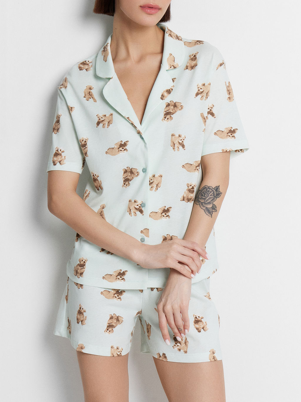 КОМПЛЕКТ ЖЕНСКИЙ (РУБАШКА, ШОРТЫ)