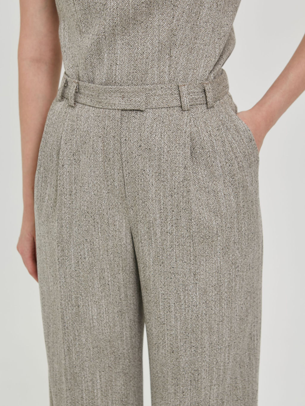 Брюки со стрелками