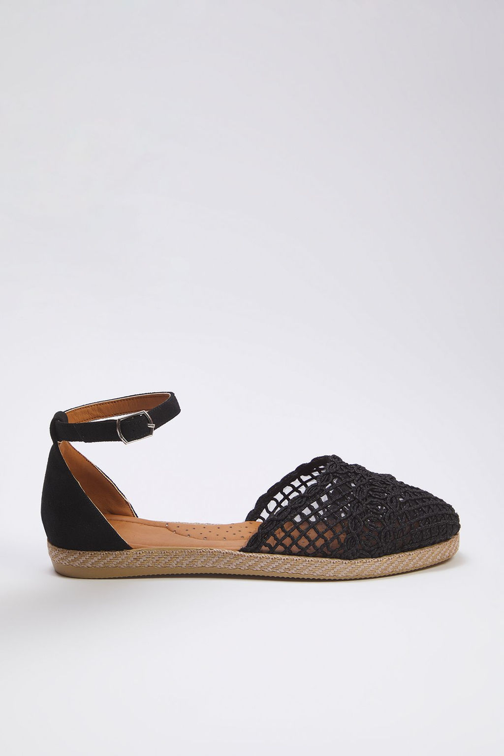 Trendyol Shoes Siyah Orgu Detayl? Bilekten Baglamal? Badem Burun Kad?n Espadril TAKSS25ES00000