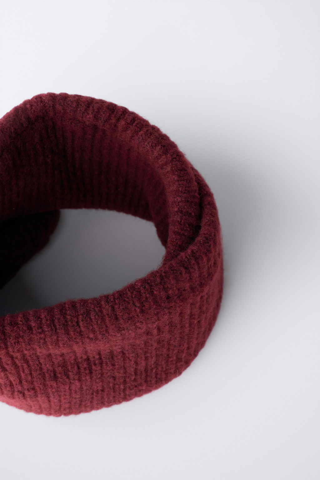 KNIT CROSSOVER SNOOD - Zara фото 2