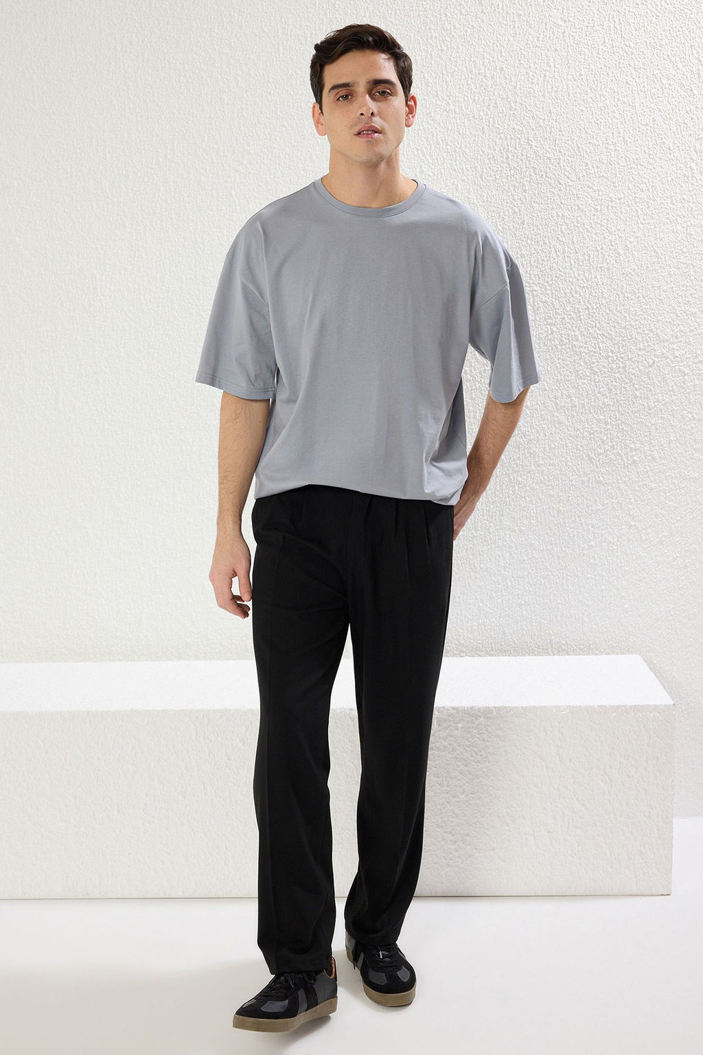 TRENDYOL MAN Gri Oversize/Genis Kesim Meyve S?rt Bask?l? %100 Pamuk T-Shirt TMNSS25TS00052 - Trendyolmilla фото 7