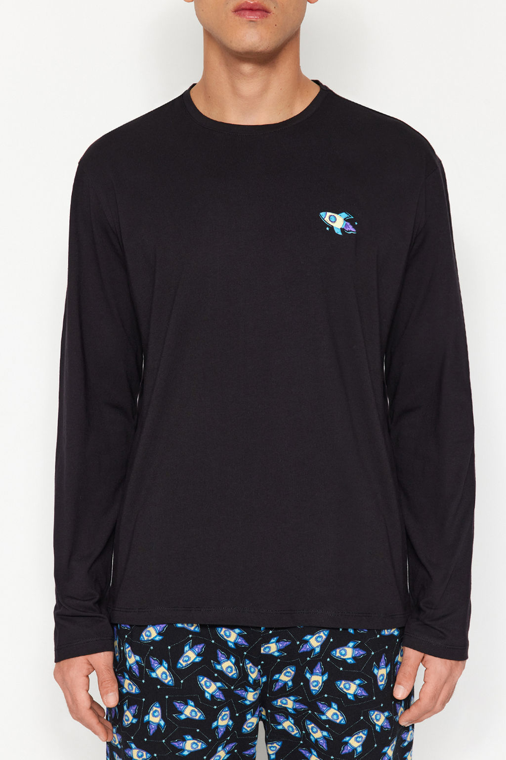 TRENDYOL MAN Erkek Siyah Bask?l? Regular Fit Orme %100 Pamuk Pijama Tak?m? TMNAW24PT00011 - Trendyolmilla фото 3