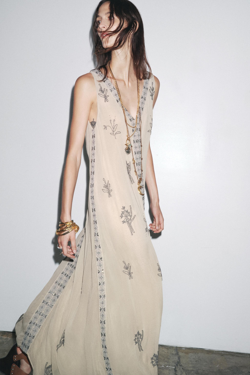 ZW COLLECTION BEADED EMBROIDERED DRESS - Zara фото 13