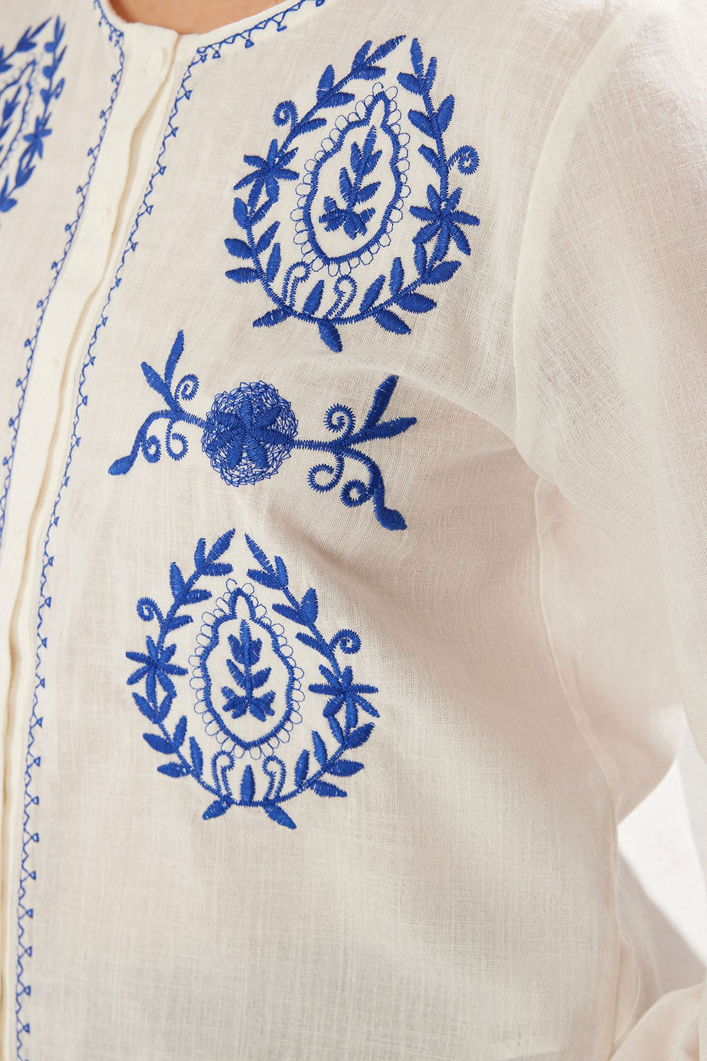 Beyaz Nak?s Detayl? Flaml? Kumas Regular Normal Kal?p Dokuma Gomlek TWOSS25GO00048 - Trendyolmilla фото 5