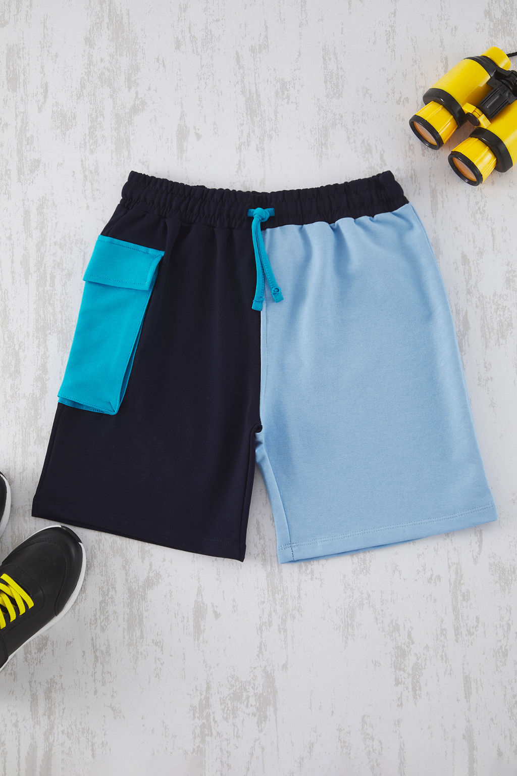 Lacivert Erkek Cocuk Pamuklu Renk Bloklu Beli Lastikli Orme Sort & Bermuda TKDSS25SR00001
