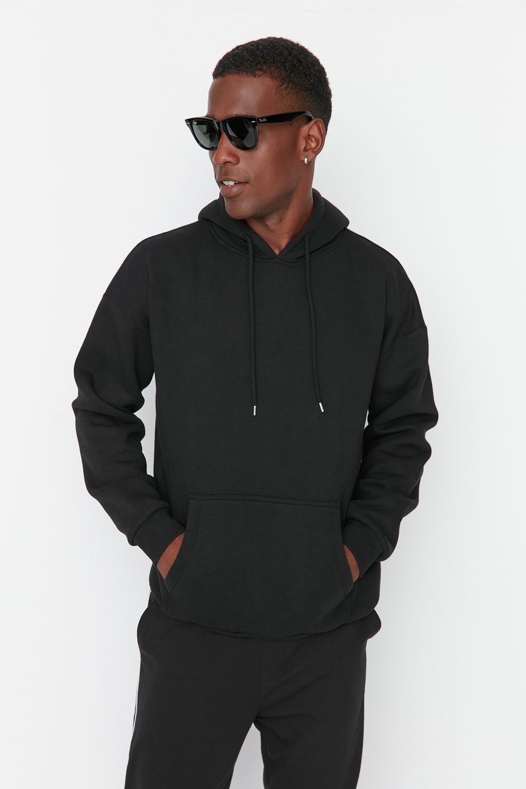 TRENDYOL MAN Siyah Oversize/Genis Kesim Kapusonlu Ici Polar/S?cak Tutan Cicek Bask?l? Sweatshirt TMNAW22SW1651 - Trendyolmilla фото 5
