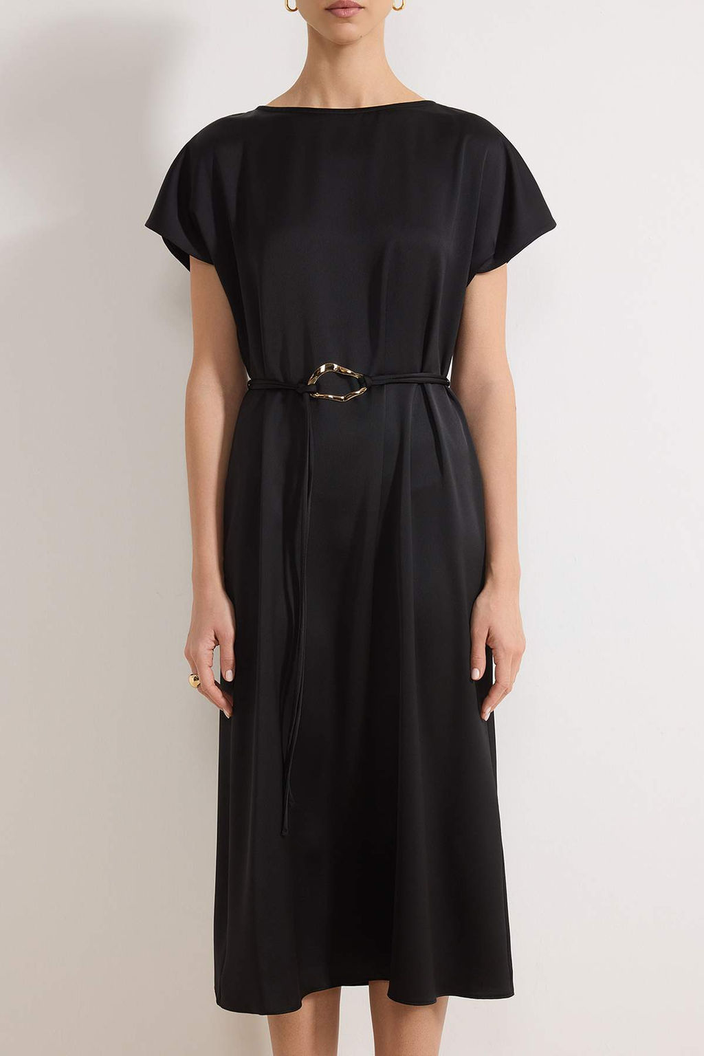 Siyah Baglama Detayl? Kemerli Midi Saten Dokuma Elbise TWOSS26EL00120