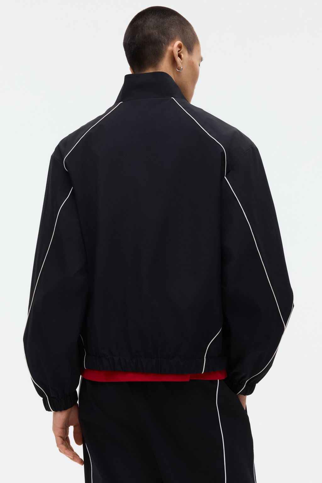 Chaqueta de ch?ndal en nailon estampado Loose Fit - H&m фото 4