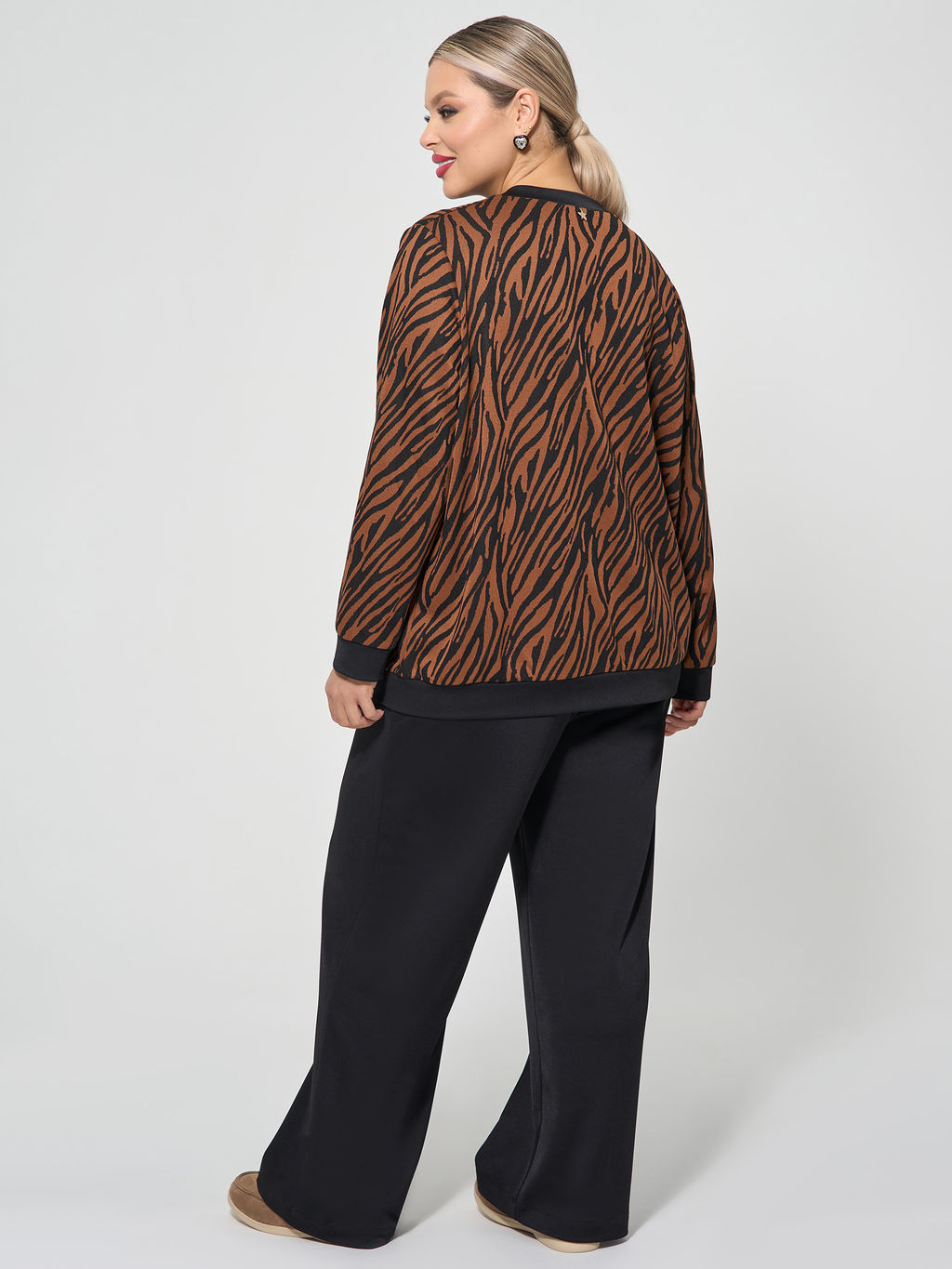 Костюм 0001-3а коричневый