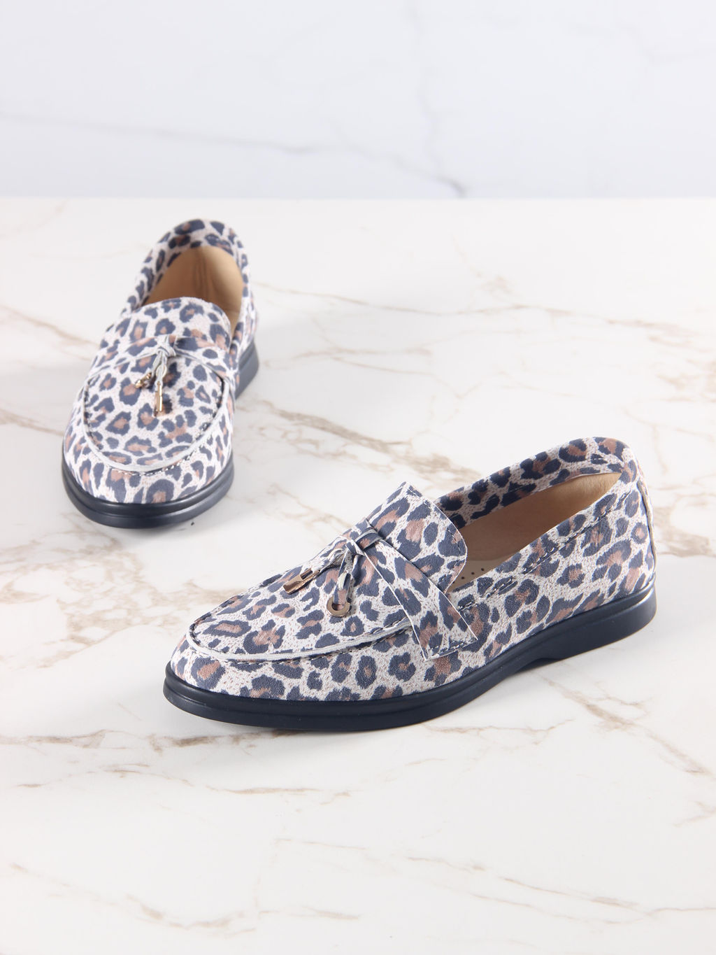 Лоферы туфли 170.2614bl. белый леопард