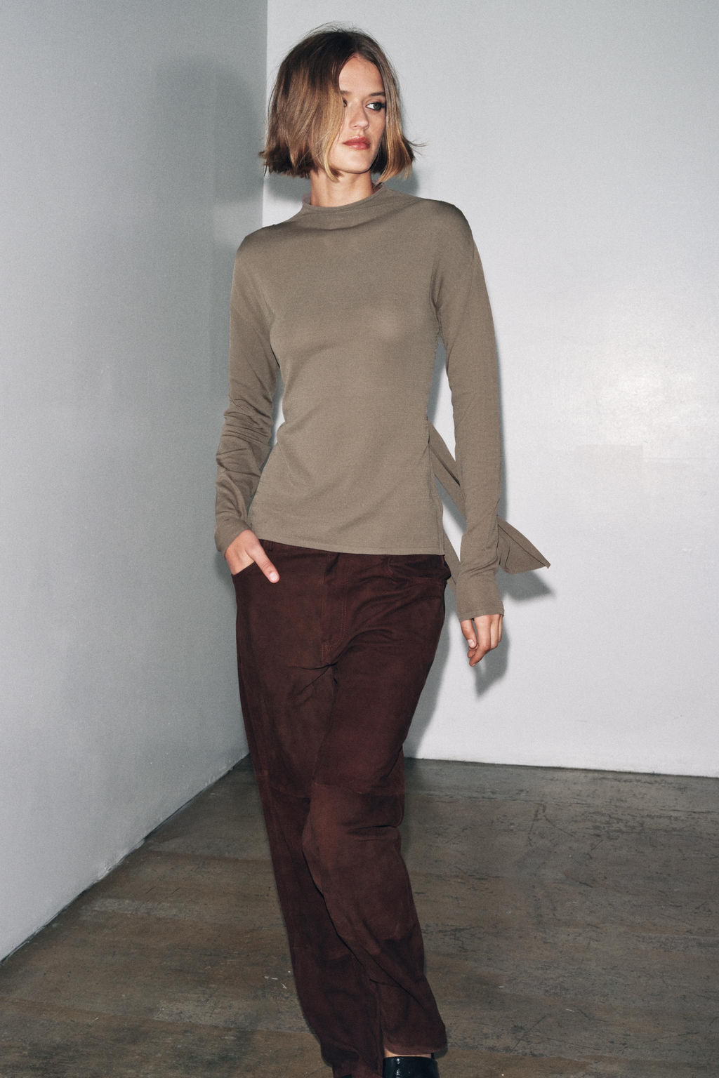 KNIT TOP WITH TIE BACK - Zara фото 3