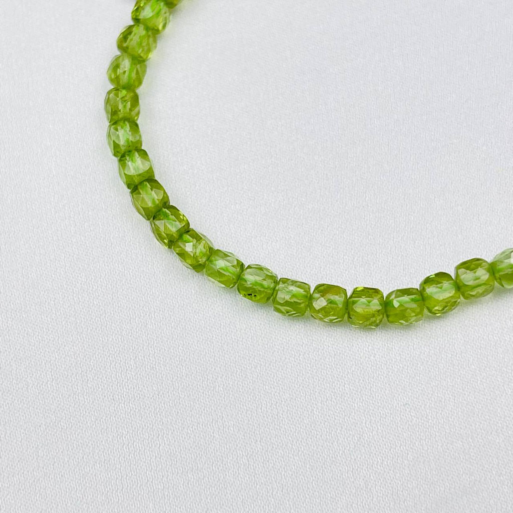 Браслет из Хризолита 17,5 см +