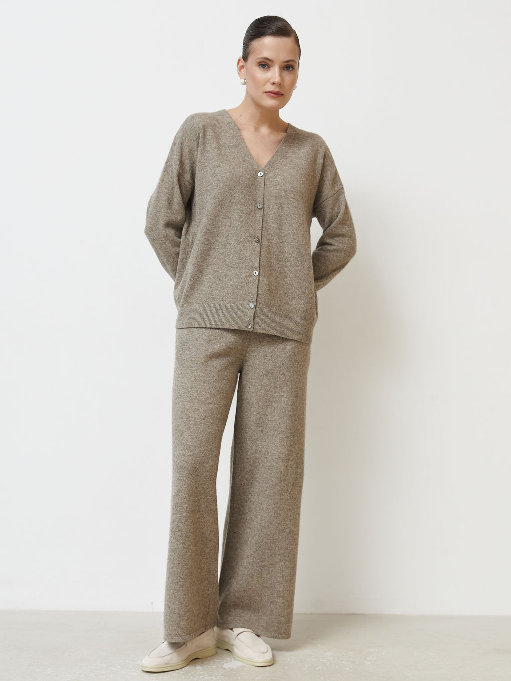 Брюки из пуха яка 05128 серые