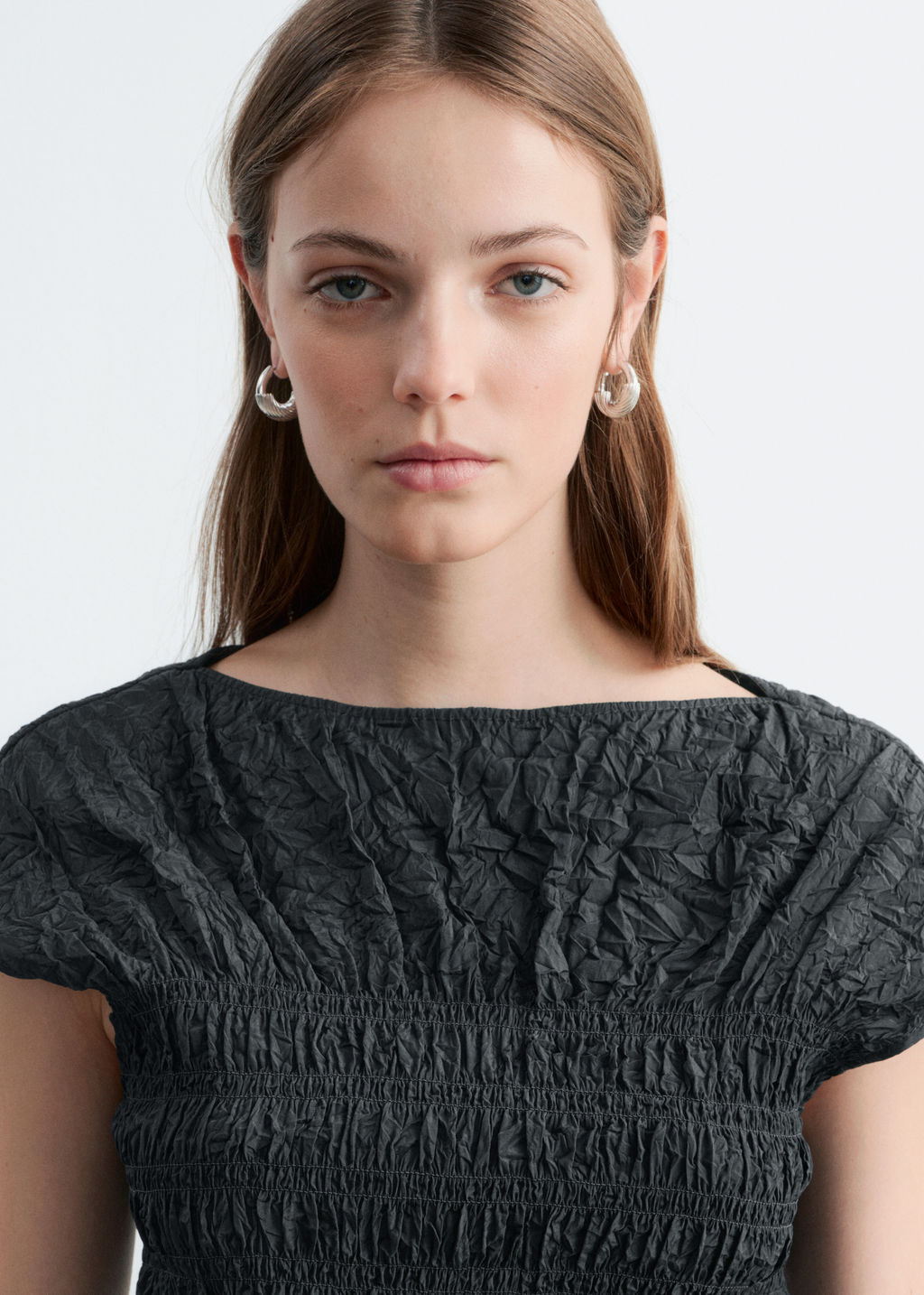 Top de cuello barco fruncido con nido de abeja - H&m фото 6
