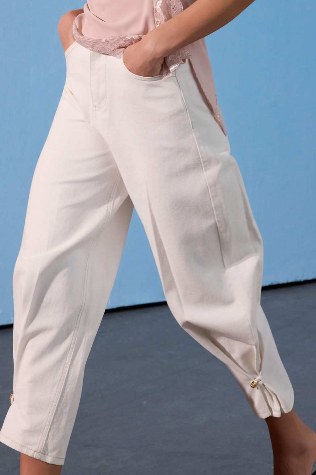 Limited Edition Ekru Paca Detayl? Yuksek Bel Baggy Jeans TWOSS26JE00255 - Trendyolmilla фото 4