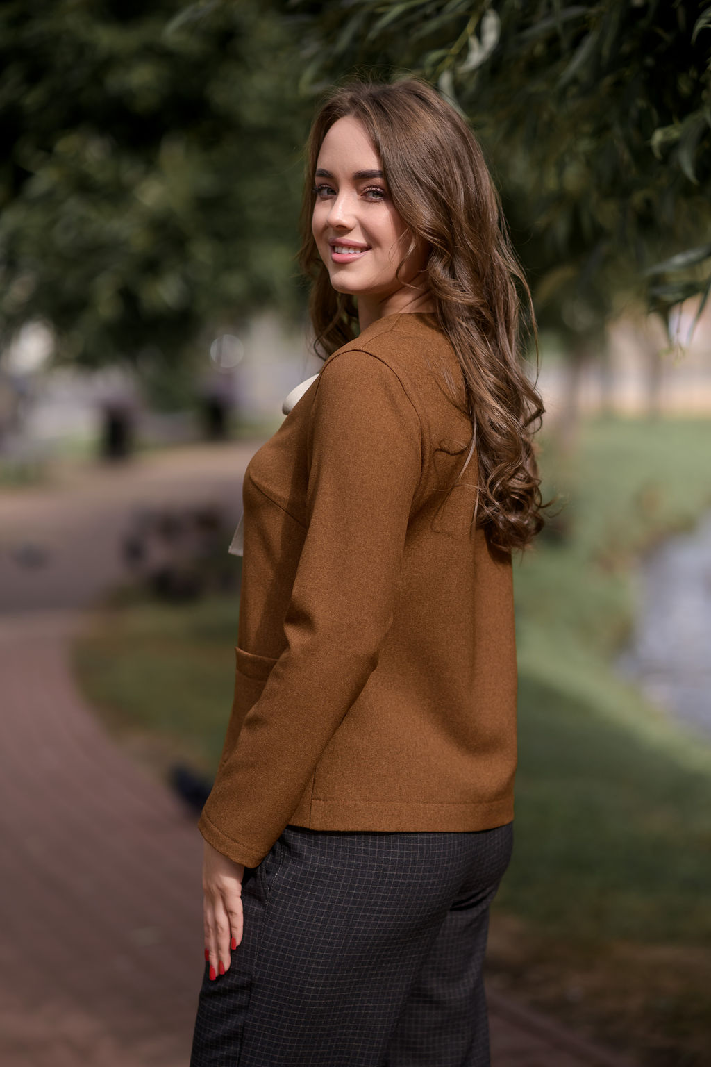 Жакет в составе шерсть 50%