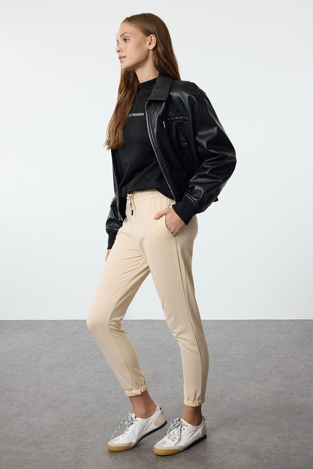 Siyah Basic Jogger Ince Orme Esofman Alt? Pantolon TWOAW21EA0194 - Trendyolmilla фото 14