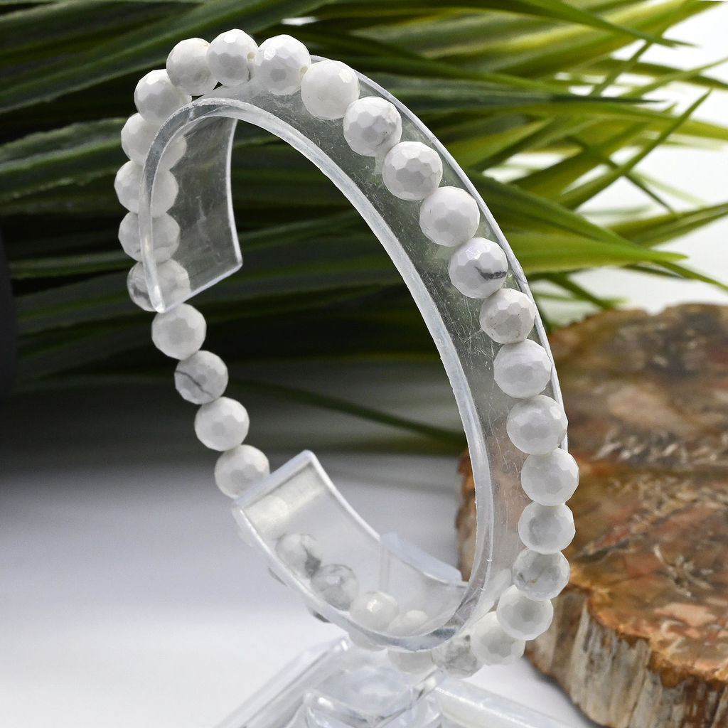 Браслет из кахолонга шарик граненый 6мм, 17см