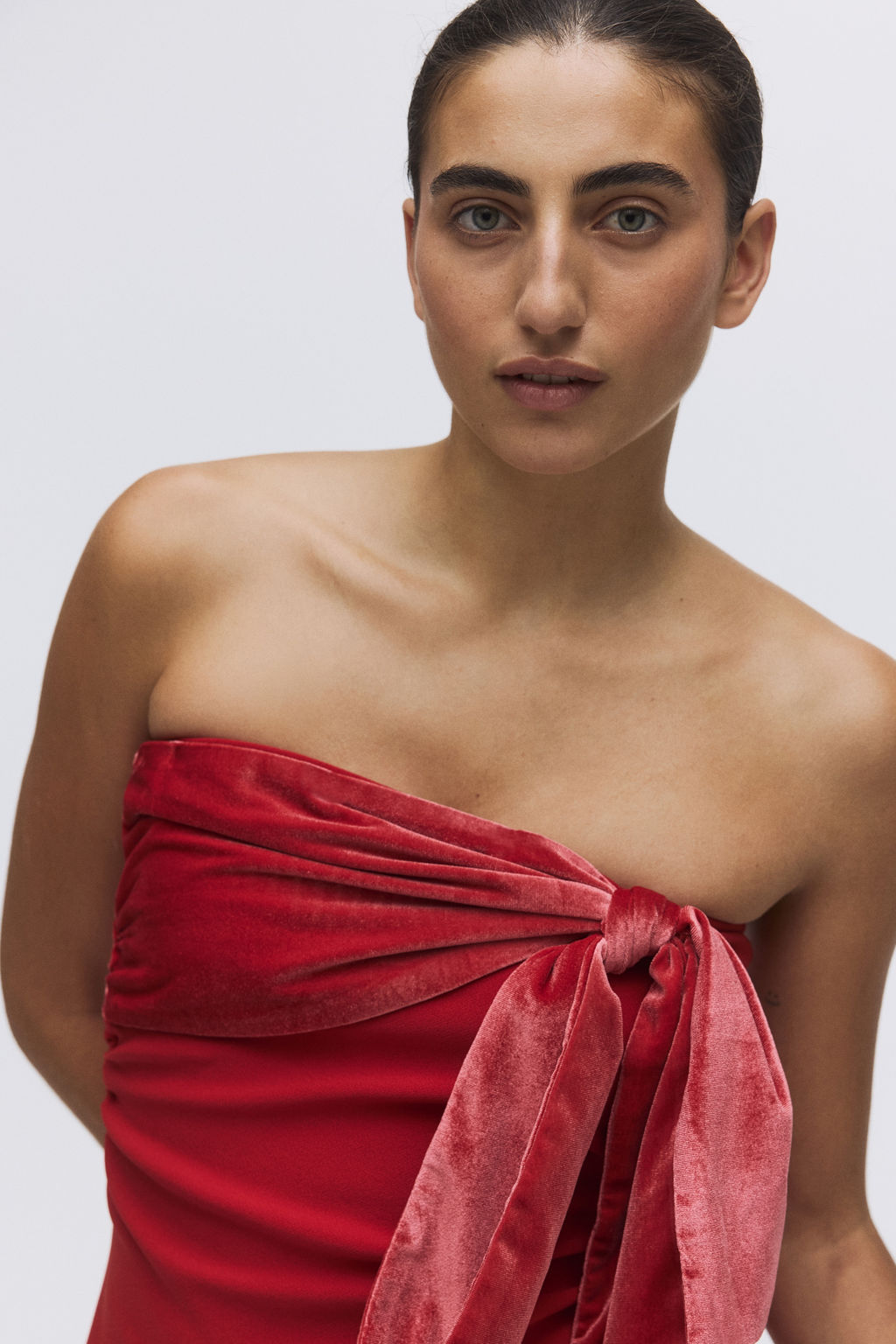 Vestido de tubo con lazo - H&m фото 3