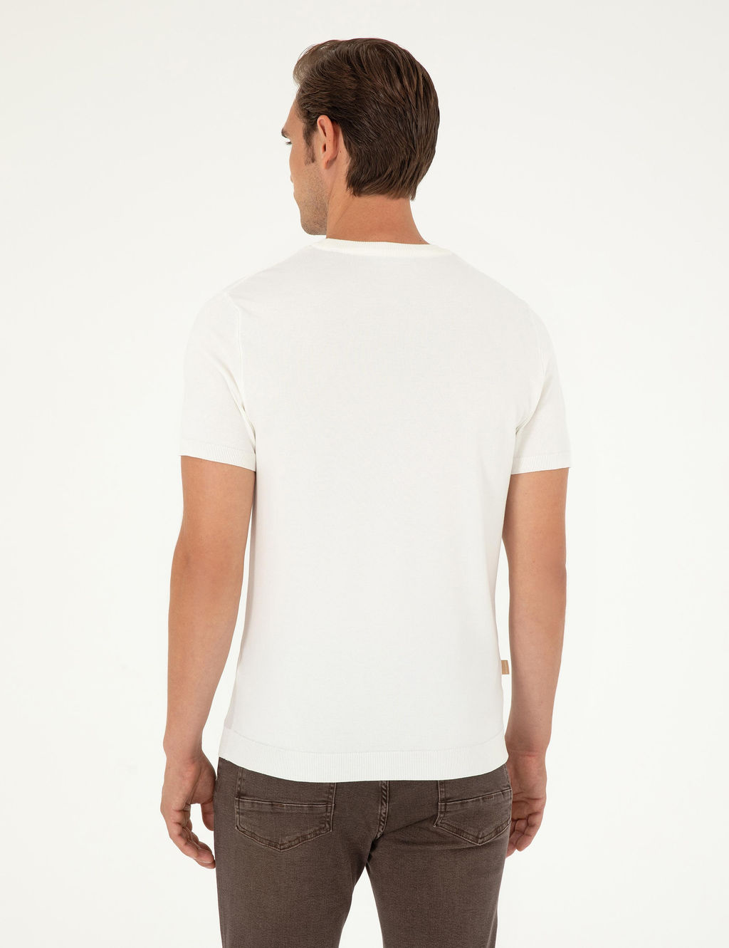 Ekru Slim Fit Bisiklet Yaka Triko Ti__rt