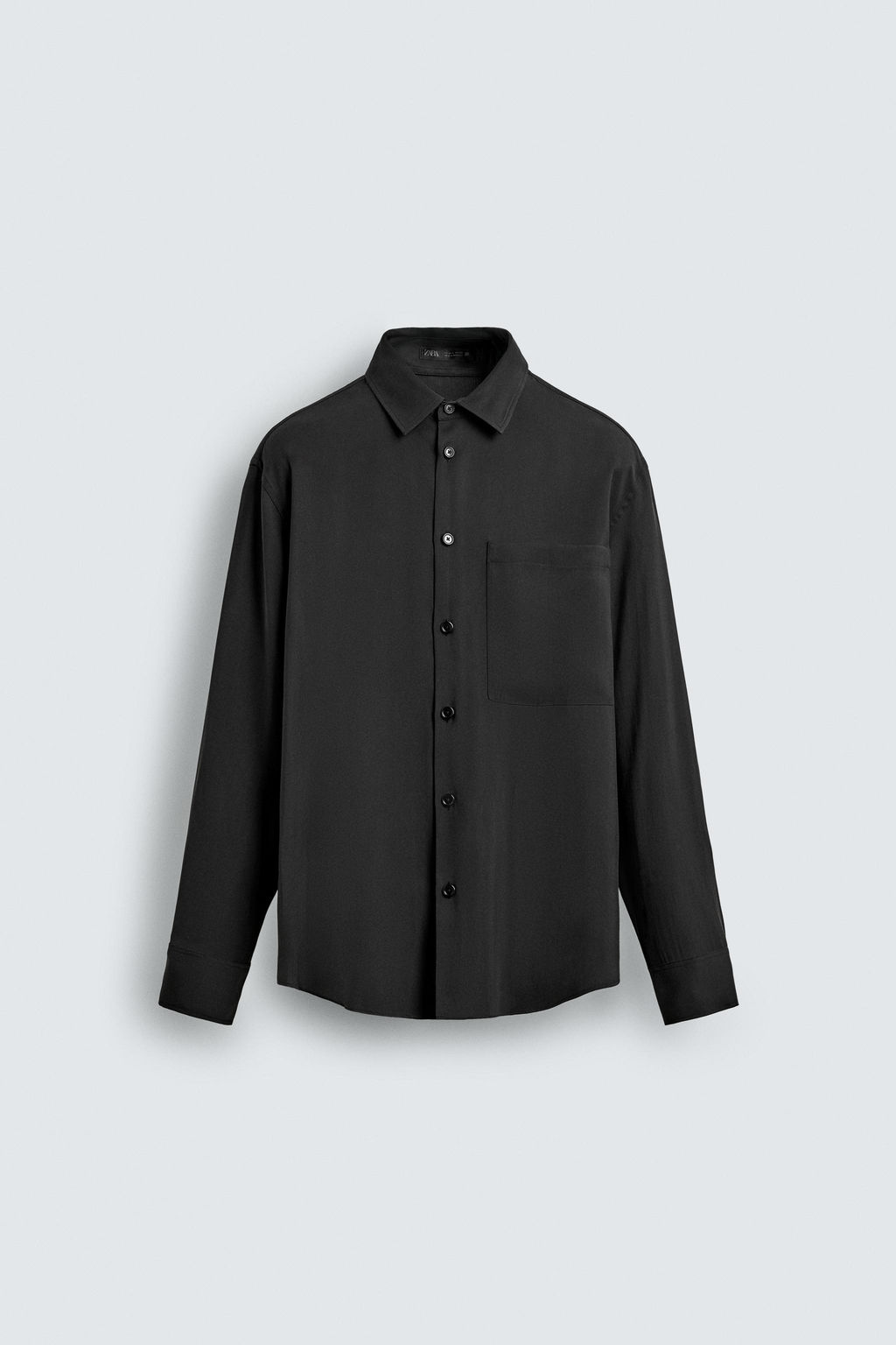 CAMISA FLUIDA BOLSILLO / Negro