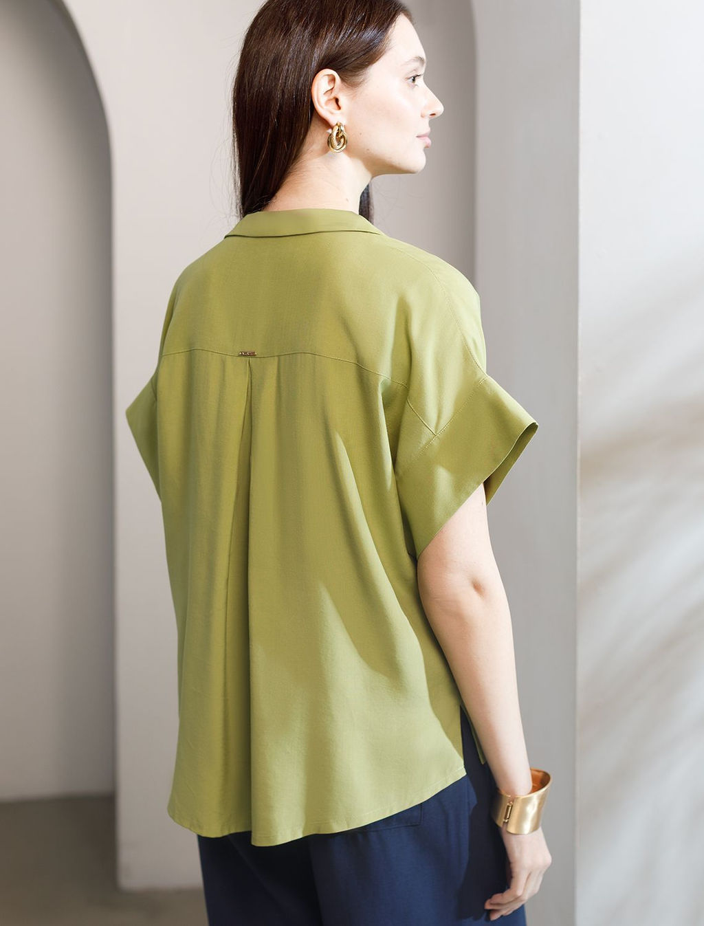 Блузка с коротким рукавом из вискозы с лиоцеллом - Vilatte фото 3