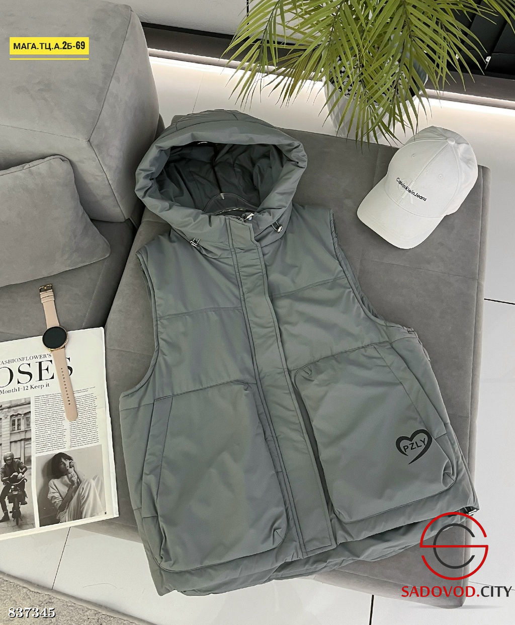 Жилетка женская с капюшоном - Bruno фото 2