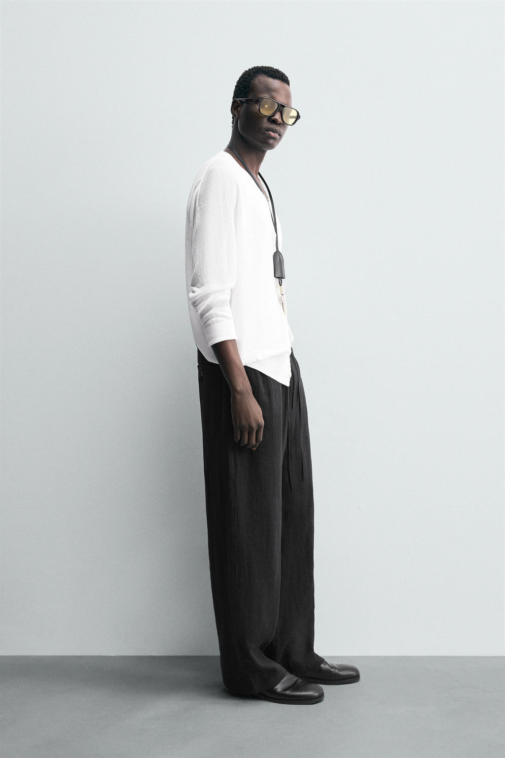 100% LINEN RELAXED FIT TROUSERS - Zara фото 4