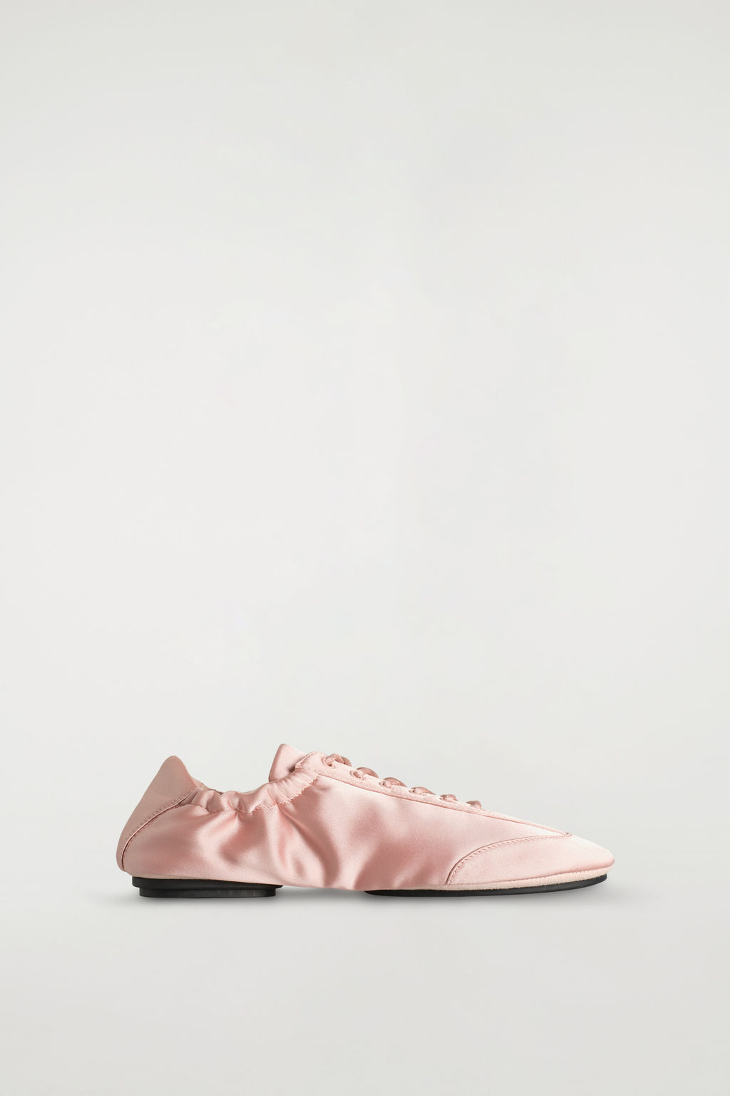 ZAPATILLAS BAILARINAS SATINADAS CON ANTE - H&m фото 2