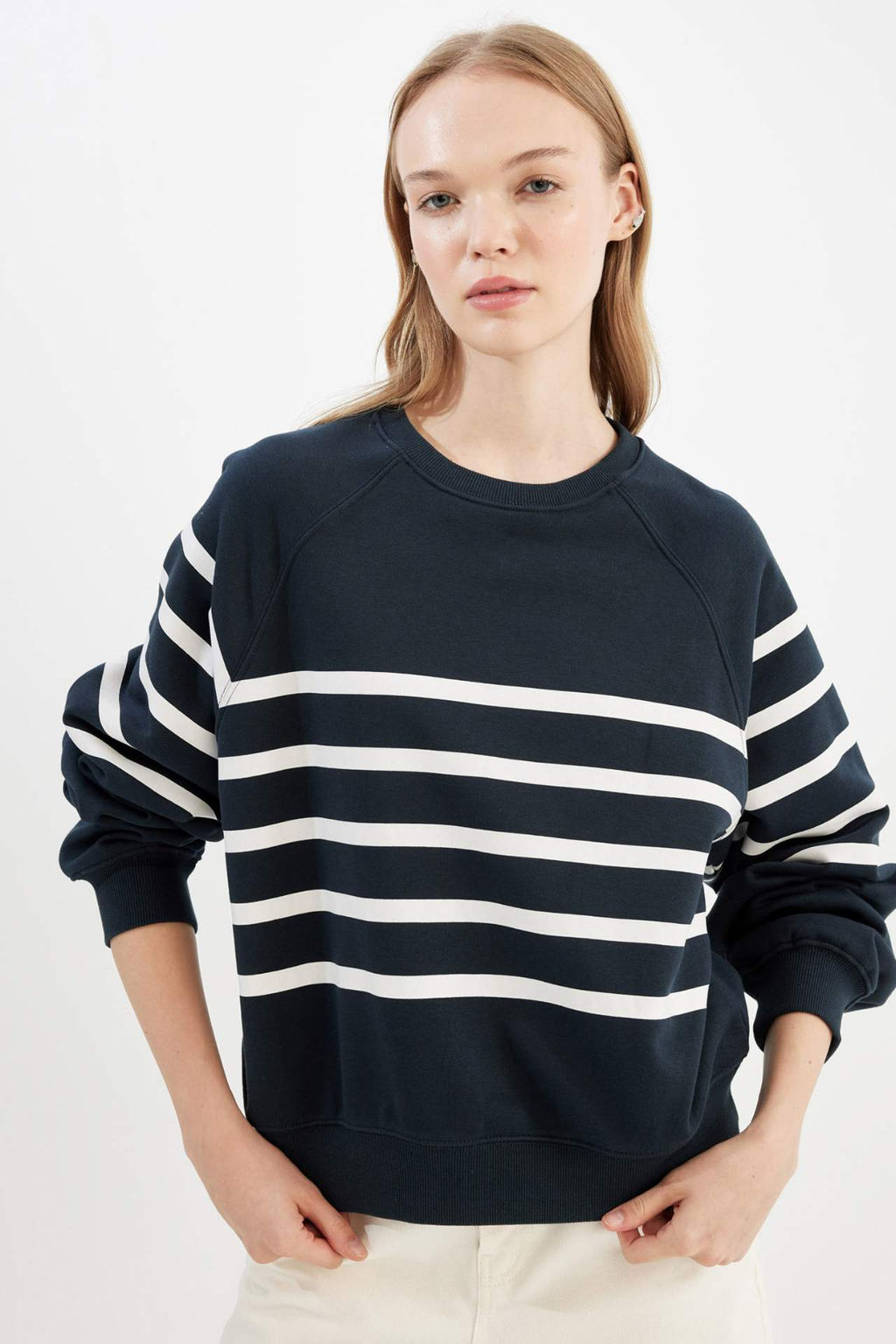 Coool Oversize Genis Kal?p Bisiklet Yaka Cizgili Kal?n Sweatshirt - Defacto фото 2