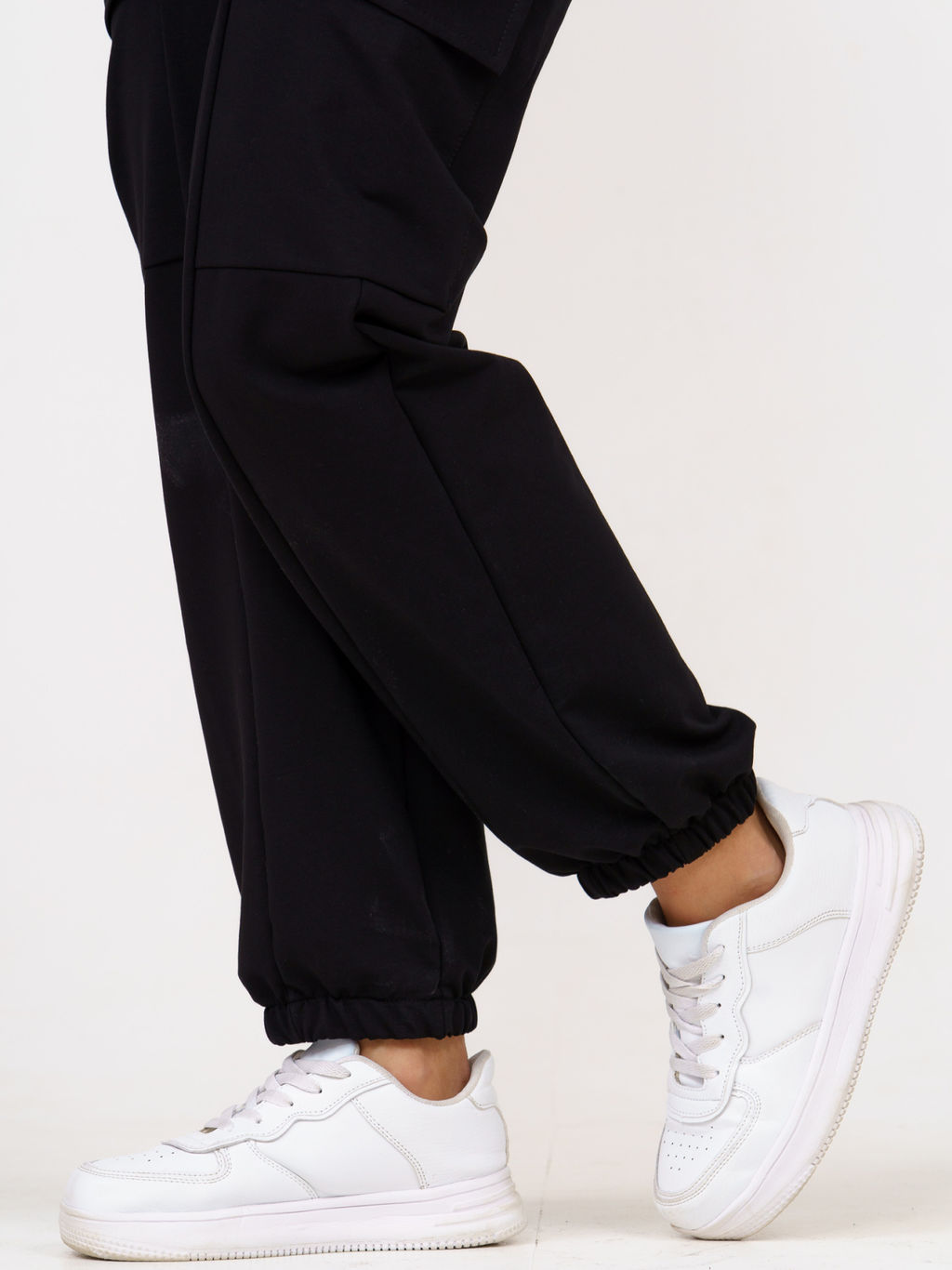 913 Брюки "Черный"